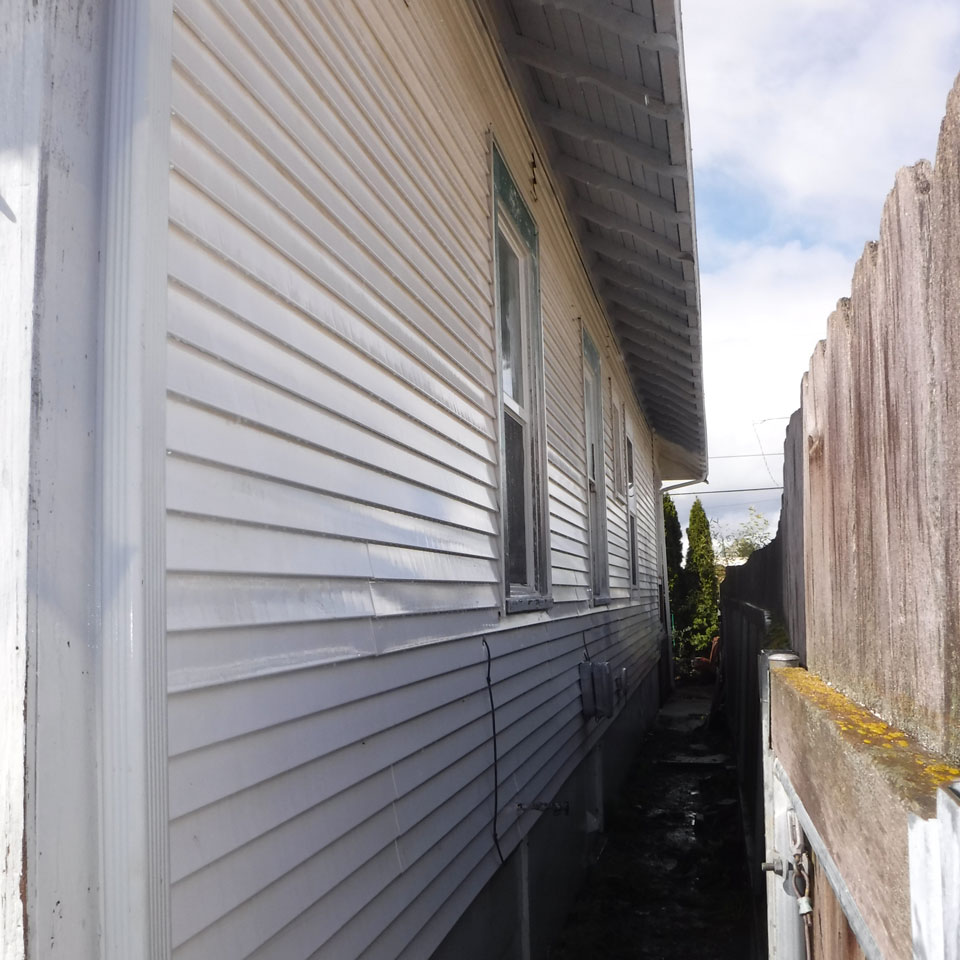 Siding Repair Happy Valley