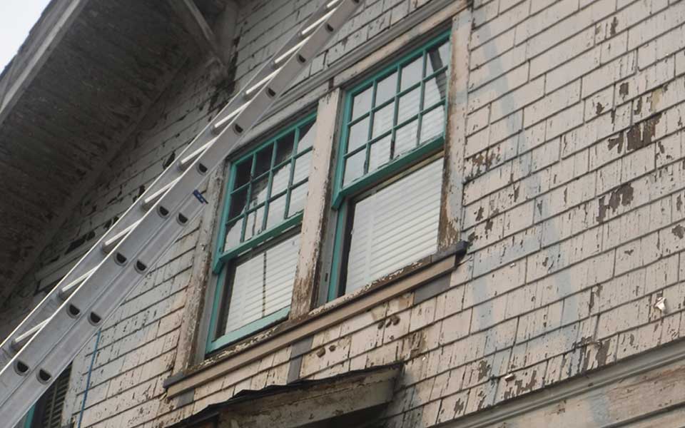 Portland Historical Home Restoration Lead Paint Scrape