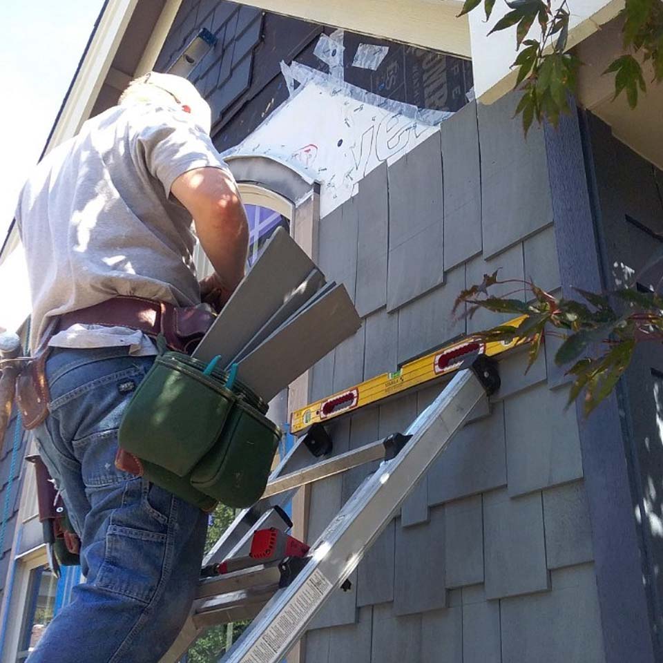 Siding Repair Contractor Portland Oregon